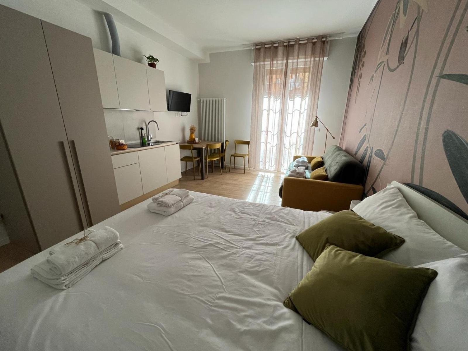 Calari Rooms - Monolocale Bolonia Zewnętrze zdjęcie