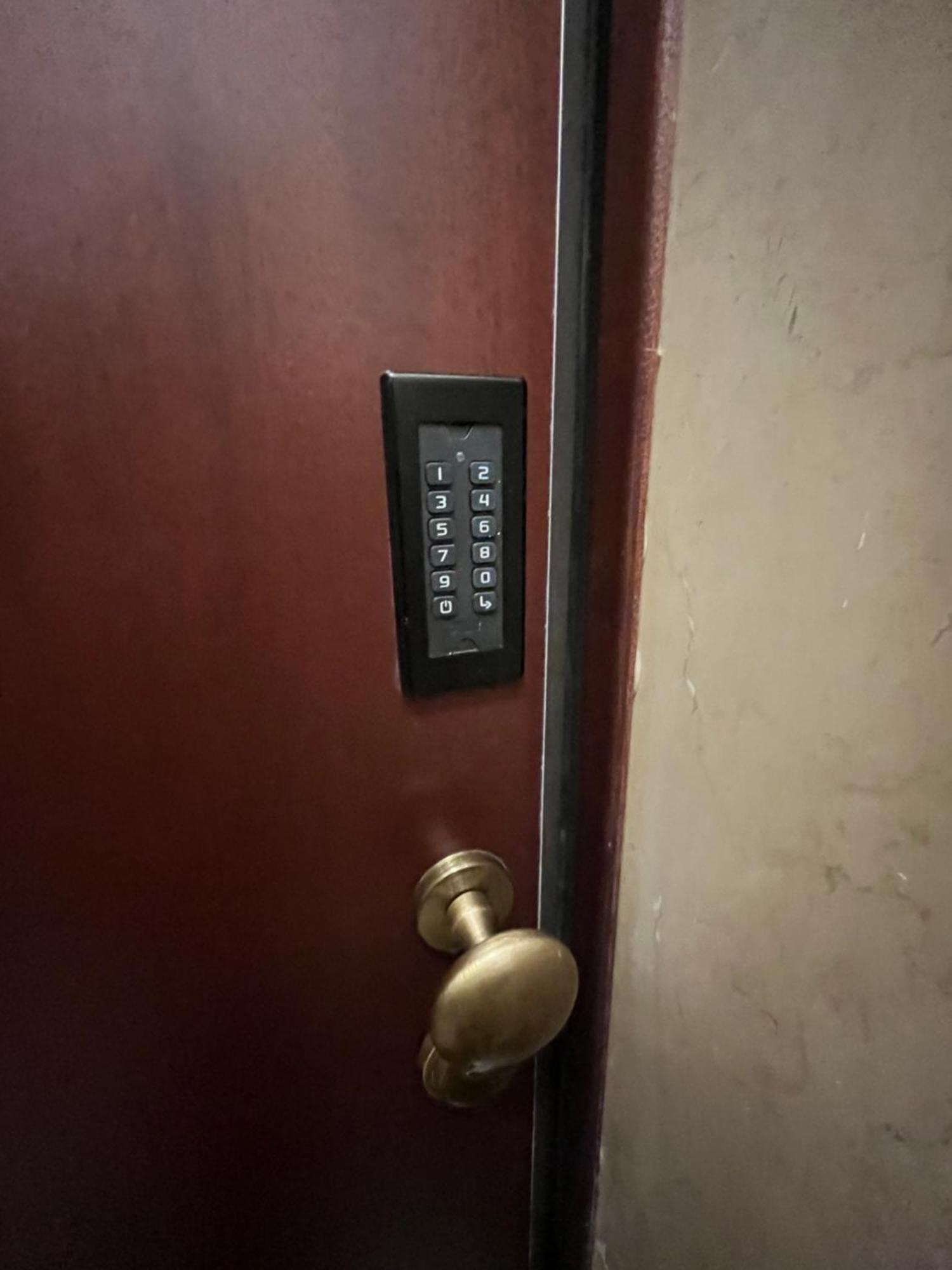 Calari Rooms - Monolocale Bolonia Zewnętrze zdjęcie